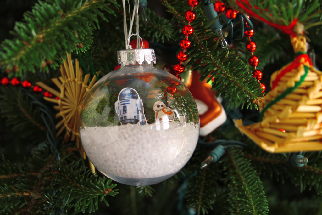 diy star wars the force awakens glowing snow globe holiday diy star wars the force awakens glowing snow globe holiday